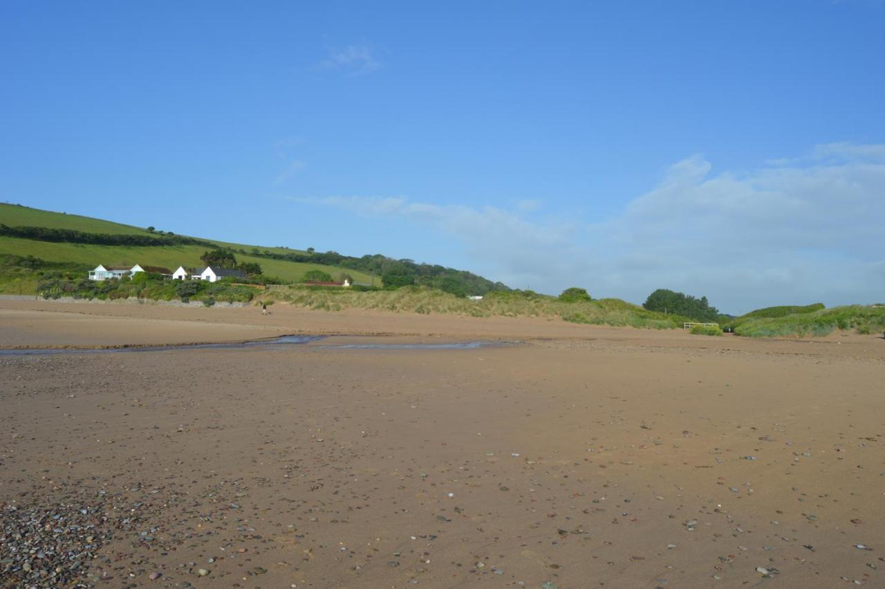 Galwad Y Mor A Coastal Escape In Pembrokeshire'S National Parks Villa Lamphey Dış mekan fotoğraf
